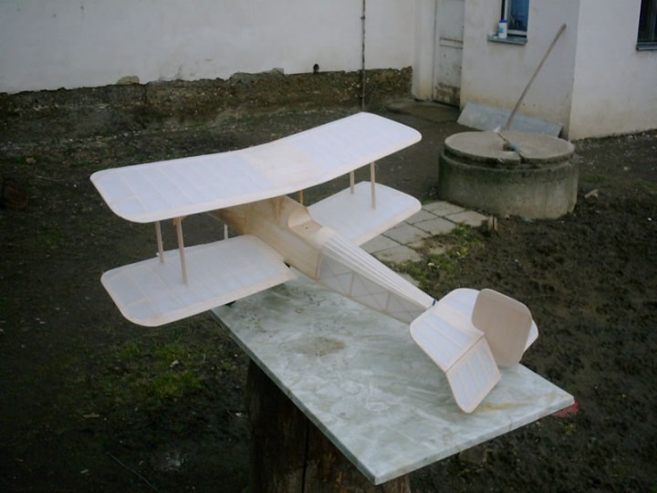 img00004.jpg