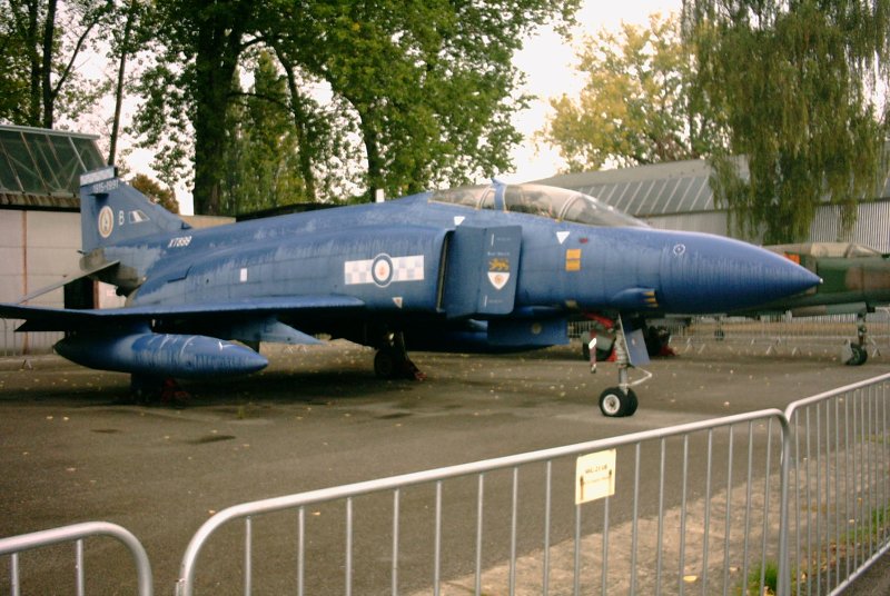 model-hobby-2003-073 