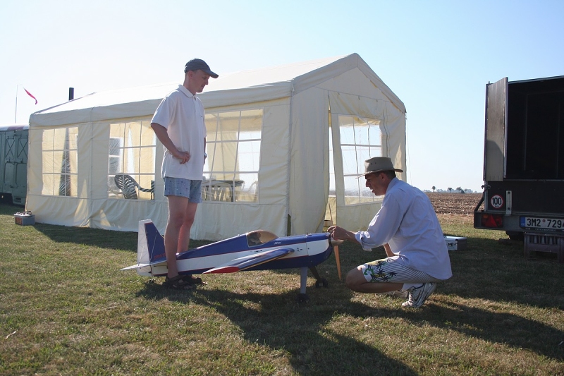 img00008.jpg