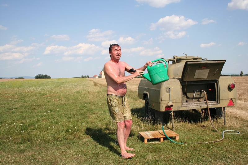 img00020.jpg